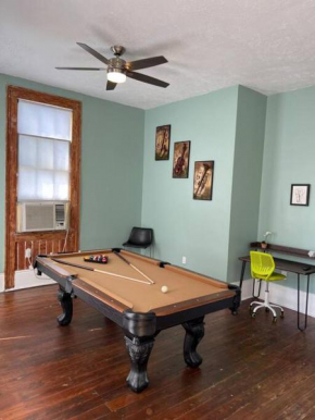 Chilled Pad 2 Blocks from the French Quarters